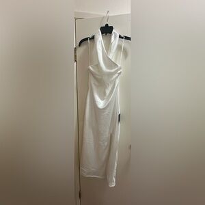 Lulus white halter midi dress. Size medium. Never worn. New with tags.